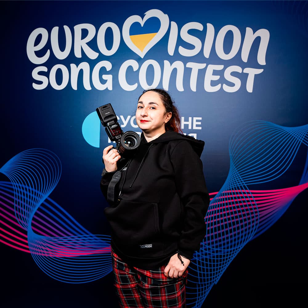 Твоя фотостудія! Спалах, стійка, відбивач.