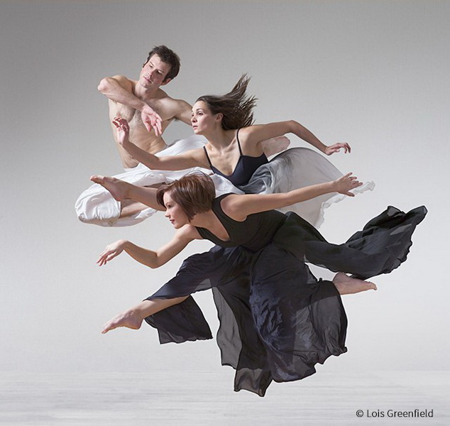 photo by Lois Greenfield